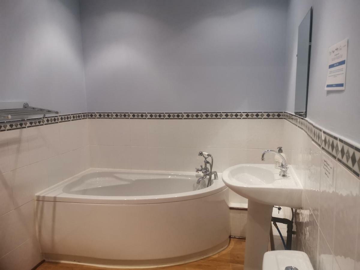 La Loctais Villa Les Portes du Coglais Екстериор снимка